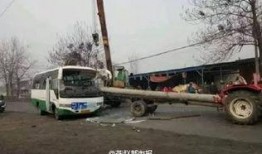 石家庄交通事故最新爆料,多车连环相撞，现场情况紧急！